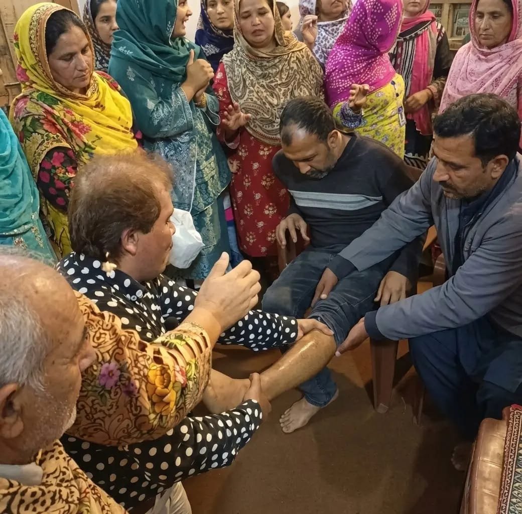 Church member sharing a testimony of healing at Church of Christ Assembly in Pakistan